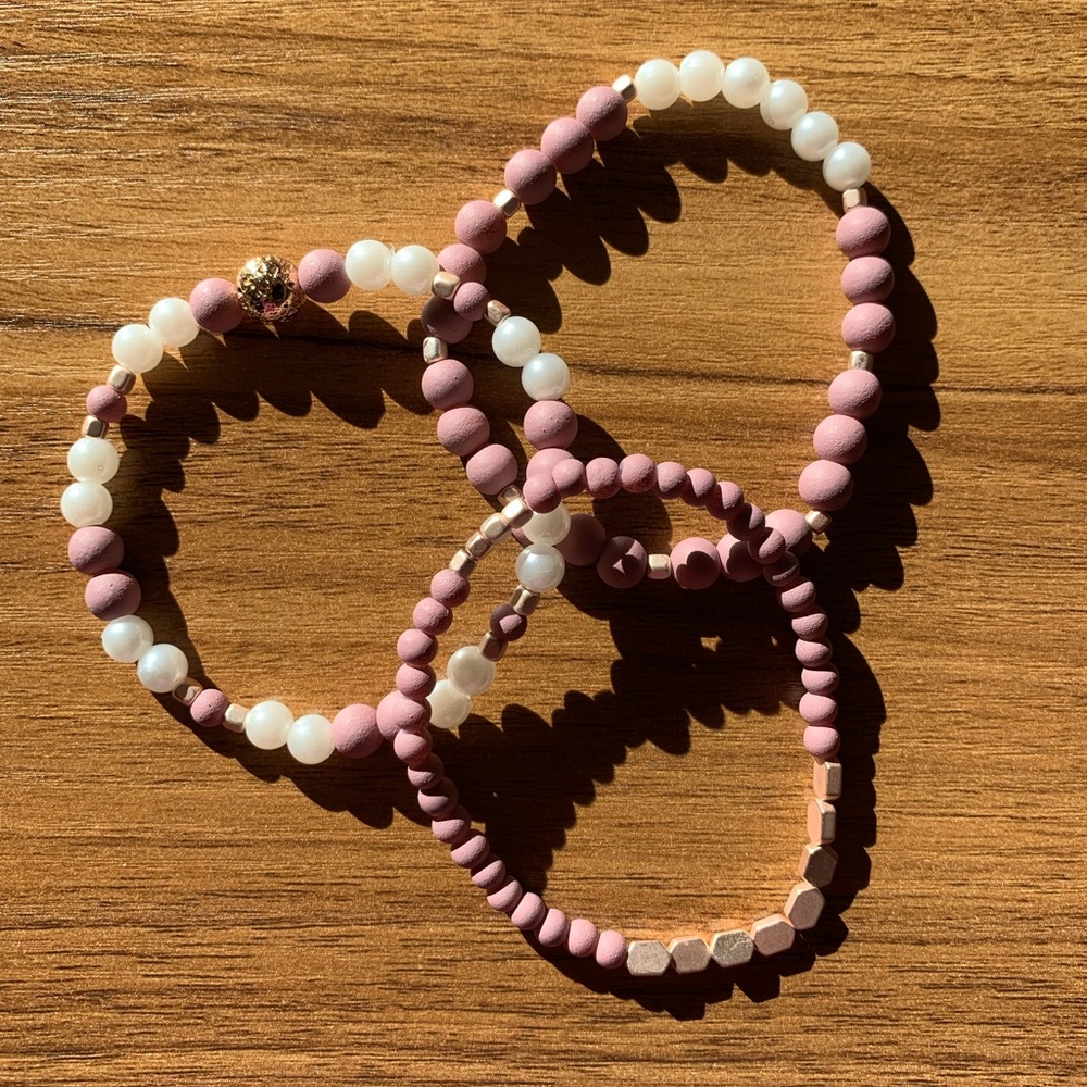 {Handmade} Purple and Faux Pearl Beaded Bracelet Set